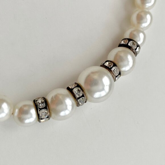 Faux Graduated Pearl 15" Choker Style Necklace Rhinestone Stainless Steel Thread - Picture 8 of 11